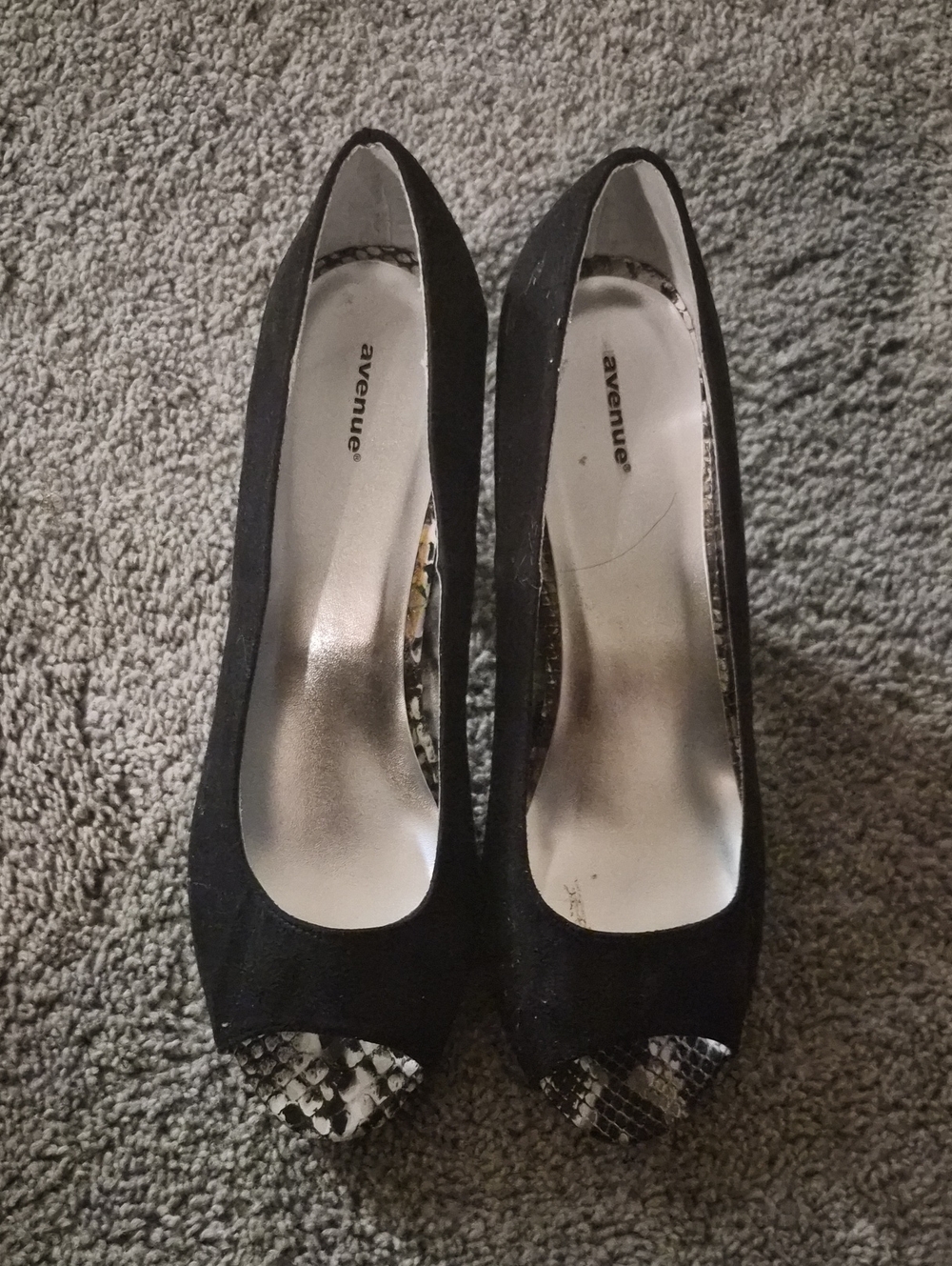 Avenue Black Peep-Toe Pumps with Snake-Print Toe